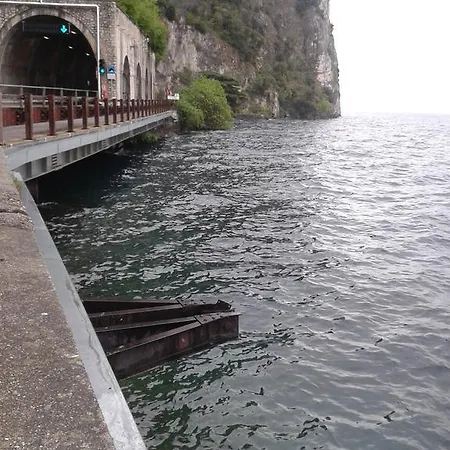 Marina * Tignale